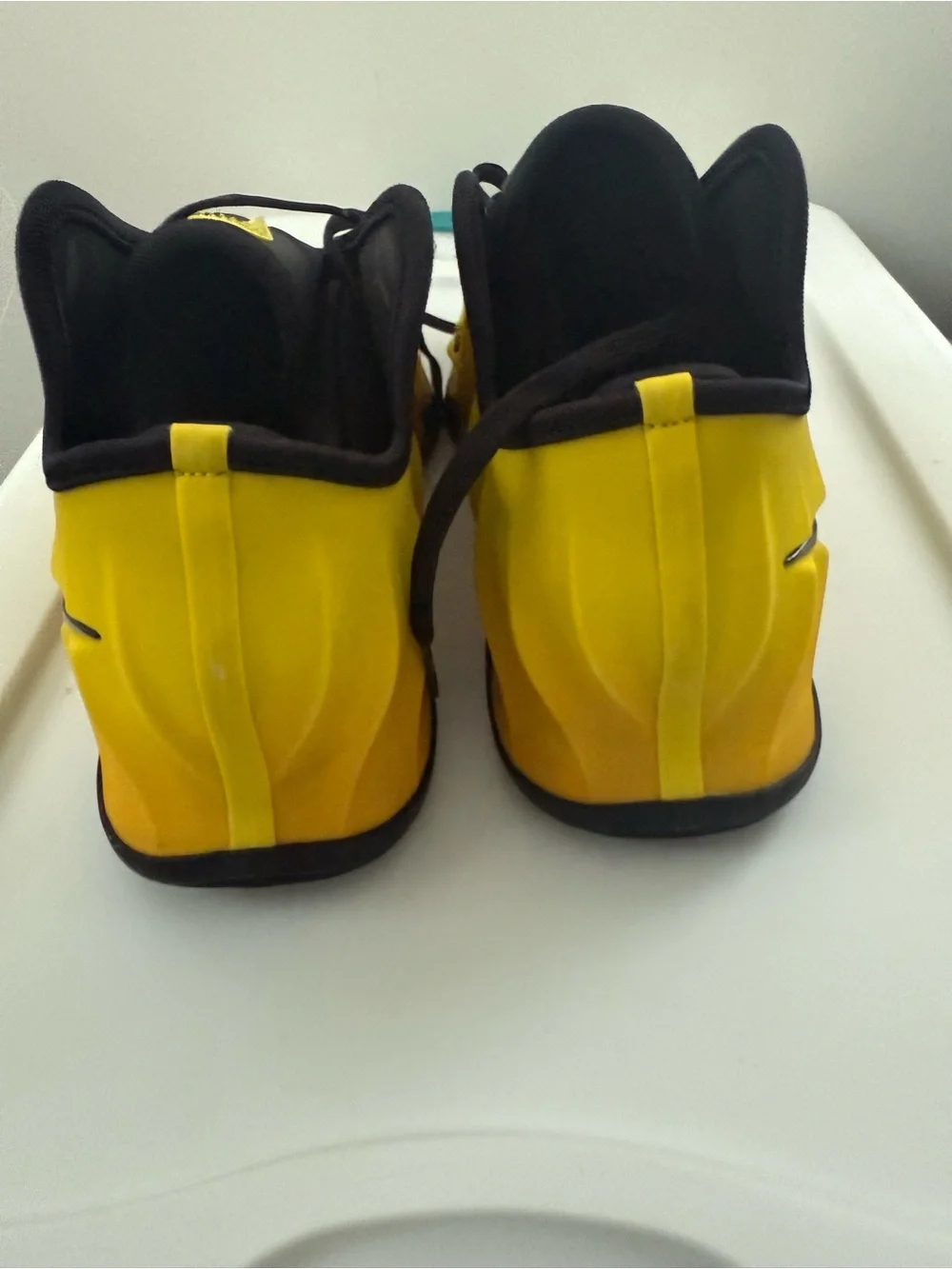 Nike G.T. Future Lightning Yellow Black Basketball Shoes FZ5591-700